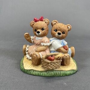 Homco Picnic Bears #1421 Home Interiors Porcelain Figurines Boy Girl Park Lunch